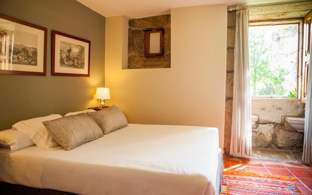 Pazo Da Touza Guest House Nigrán Стая снимка